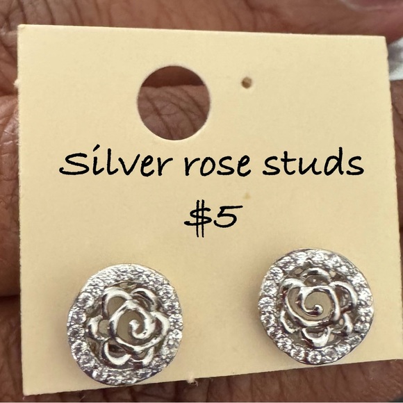 Selling high quality laminated gold in 14K and 18K for daily use. - Picture 12 of 12